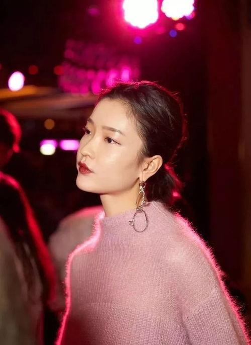 明星与杜鹃,共谱时尚华章